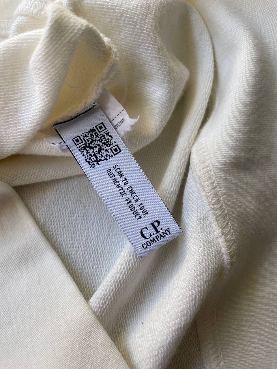 CP Company Sweatshirt – White (XL)