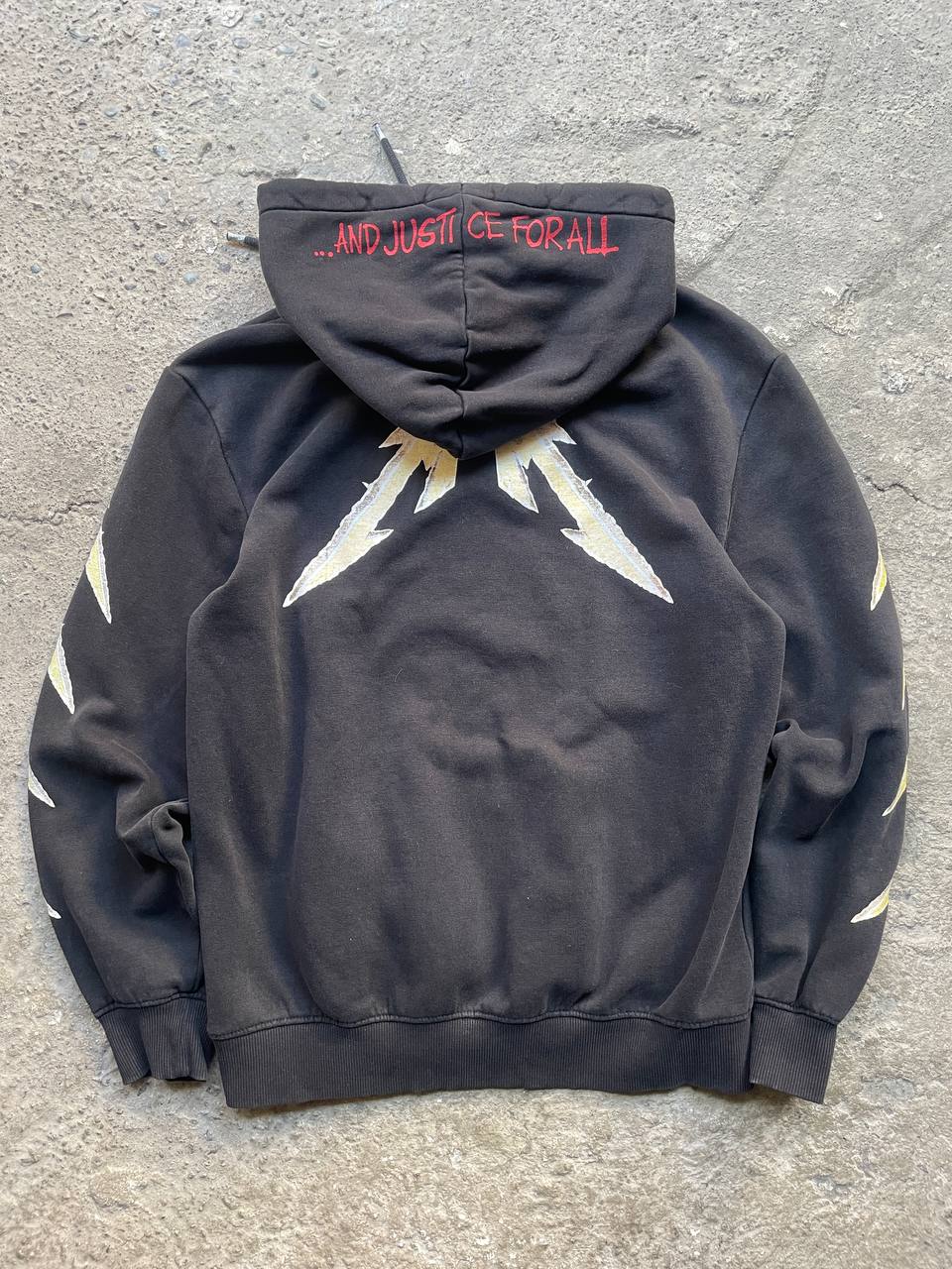 H&M Hoodie – Black (M)