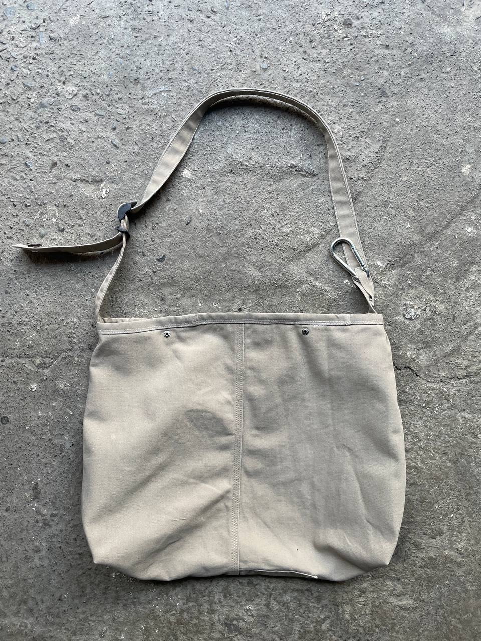Upcycled Carhartt Bag – Beige (One Size)