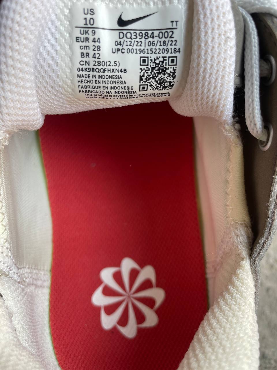 Nike Air TW – White (EU 44)