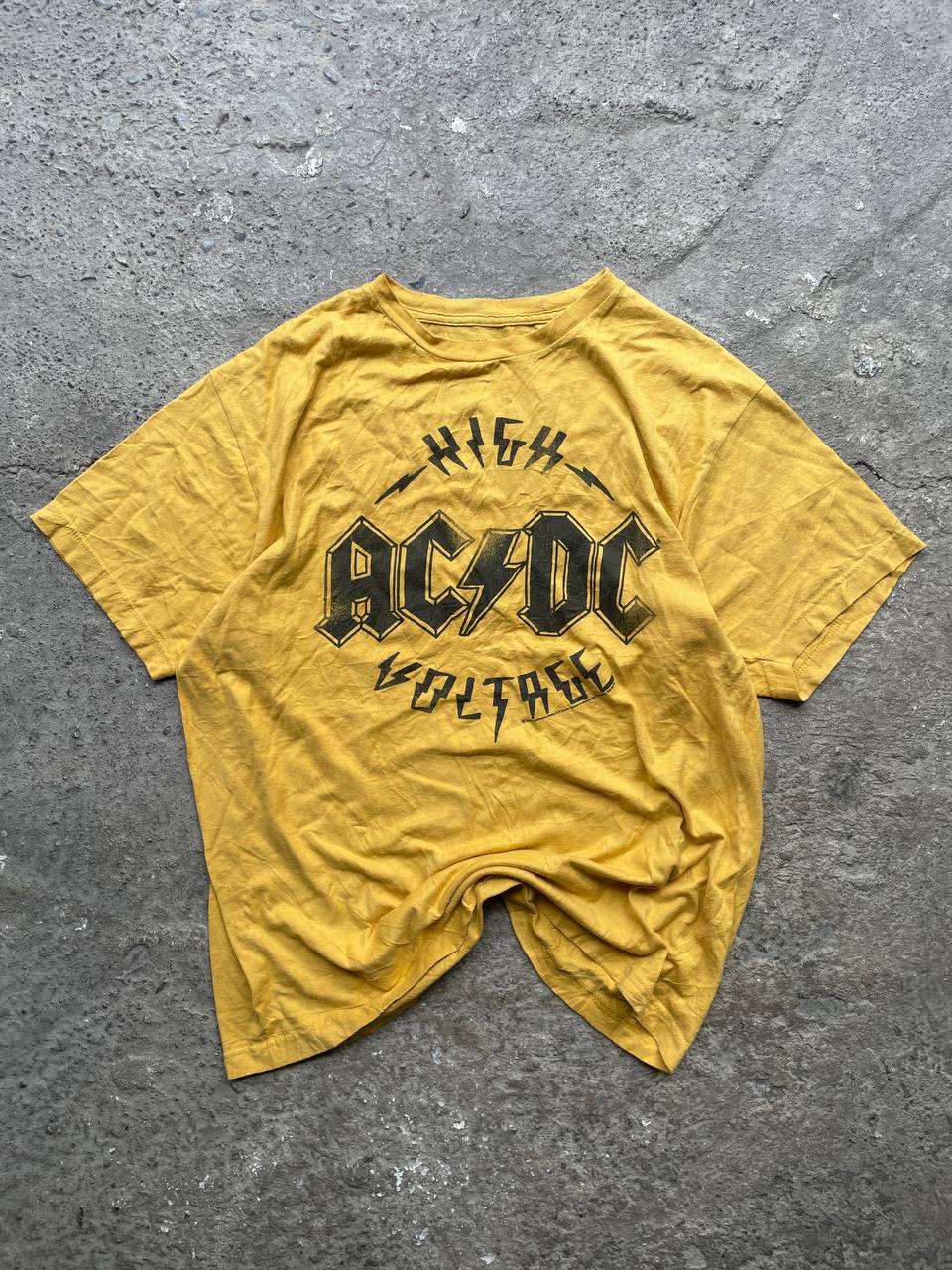 Merch T-Shirt – Yellow (L)
