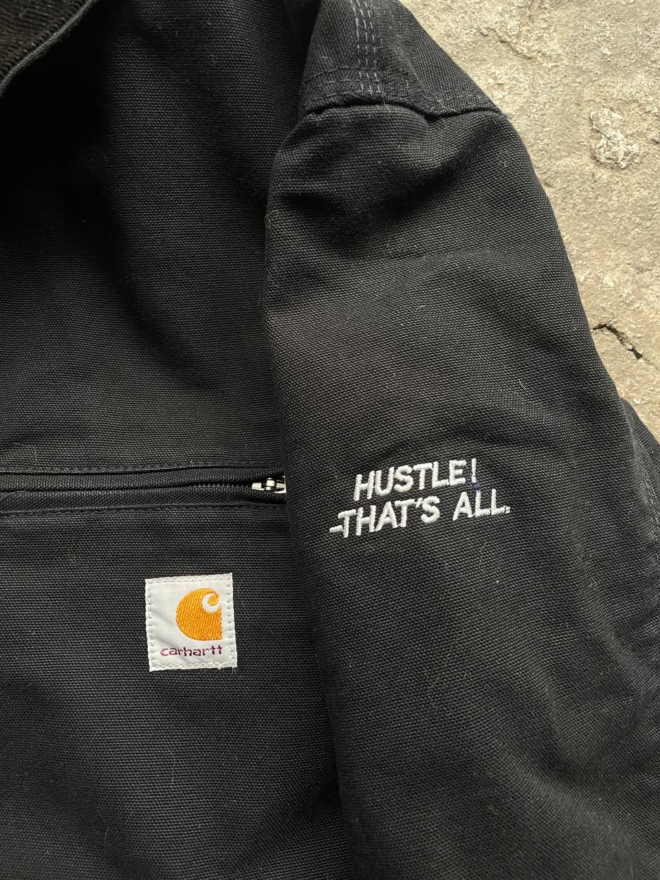 Carhartt Jacket – L