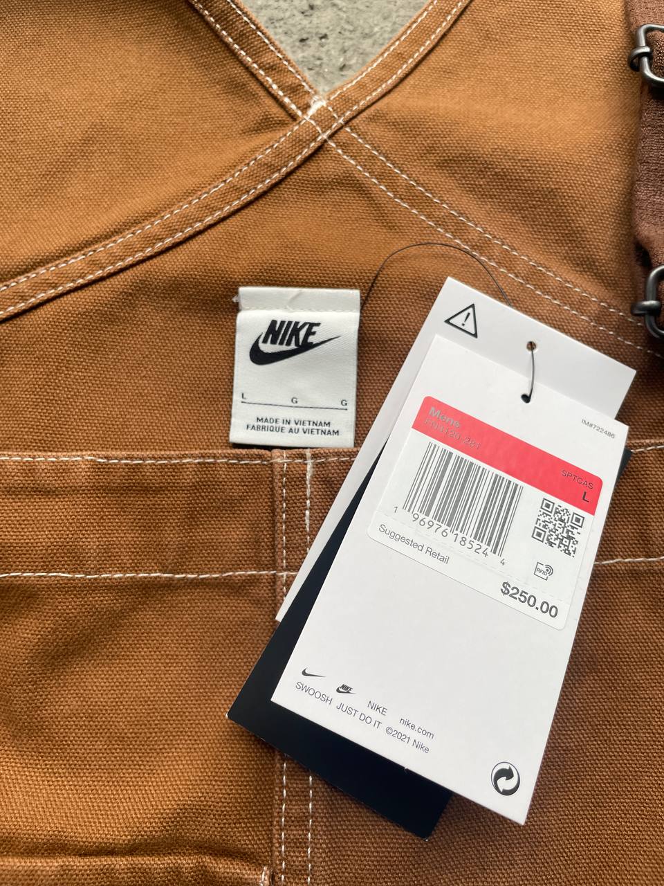 Nike Overall -  L (Loose Fit)
