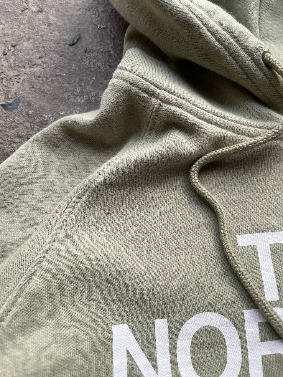 The North Face Hoodie (M)