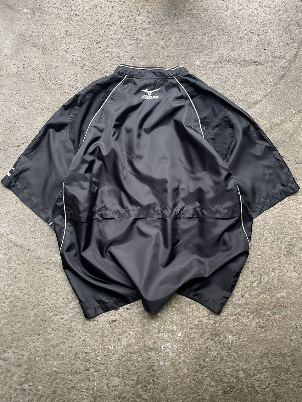 Mizuno quarter zip windbreaker jacket (XXL) - (fits like XL)