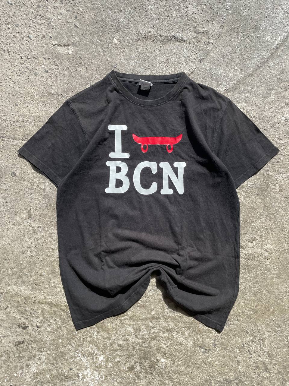 Graphic T-Shirt (L)