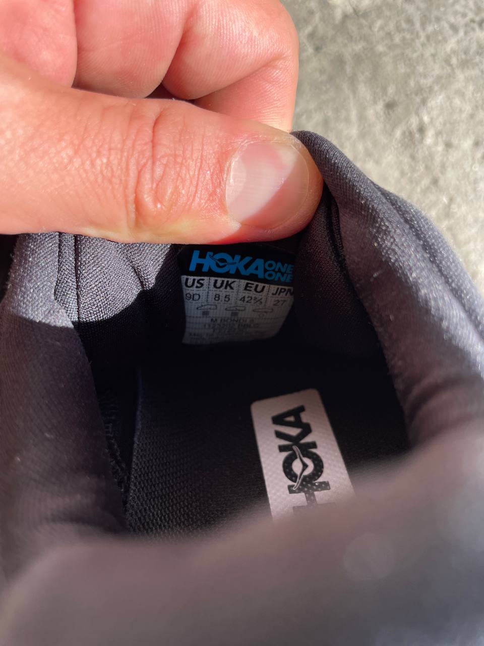 Hoka Bondi 8 (US 9 / EU 42.5)