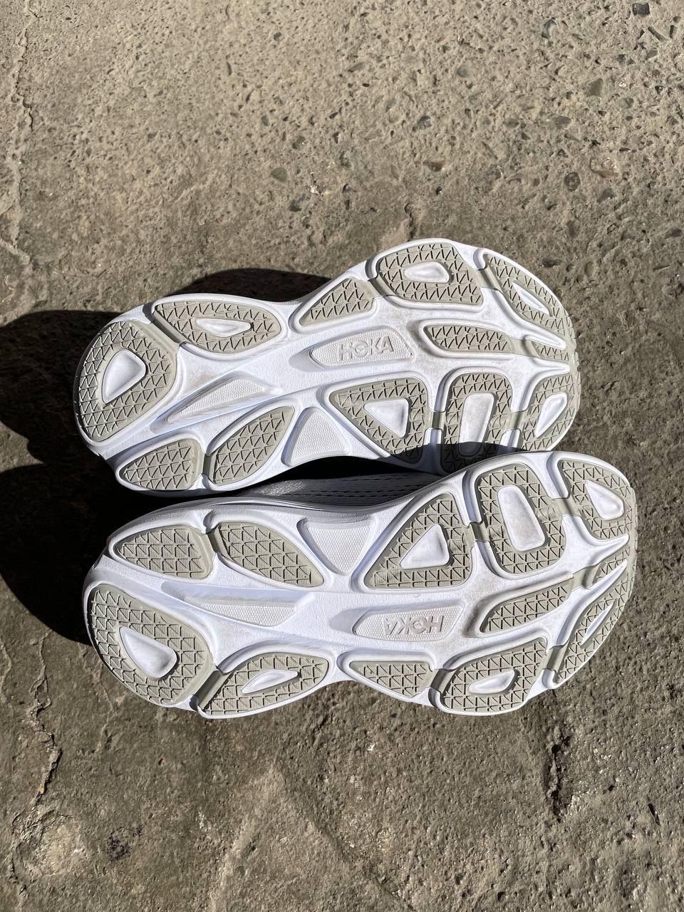 Hoka Bondi 8 (US 6,5 / EU 38)