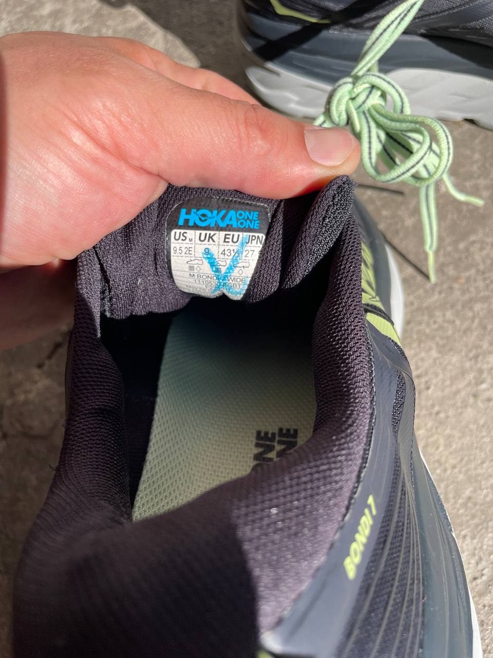 Hoka Bondi 7 (US 9.5 / EU 43.3)
