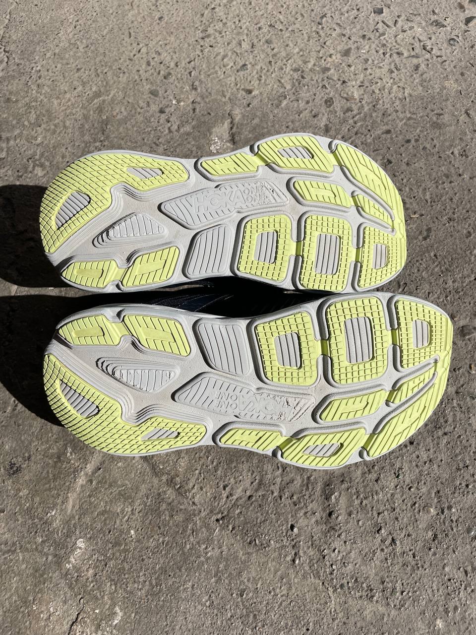 Hoka Bondi 7 (US 9.5 / EU 43.3)