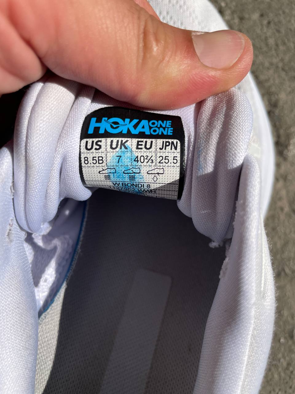 Hoka Bondi 8 (US 8.5 / EU 40.5)