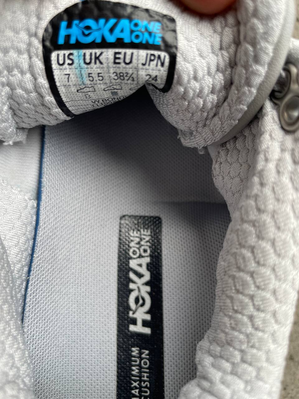 Hoka Bondi SR (US 7 / EU 38.6)