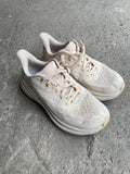 Hoka Clifton 9 (US 6.5 / EU 38)
