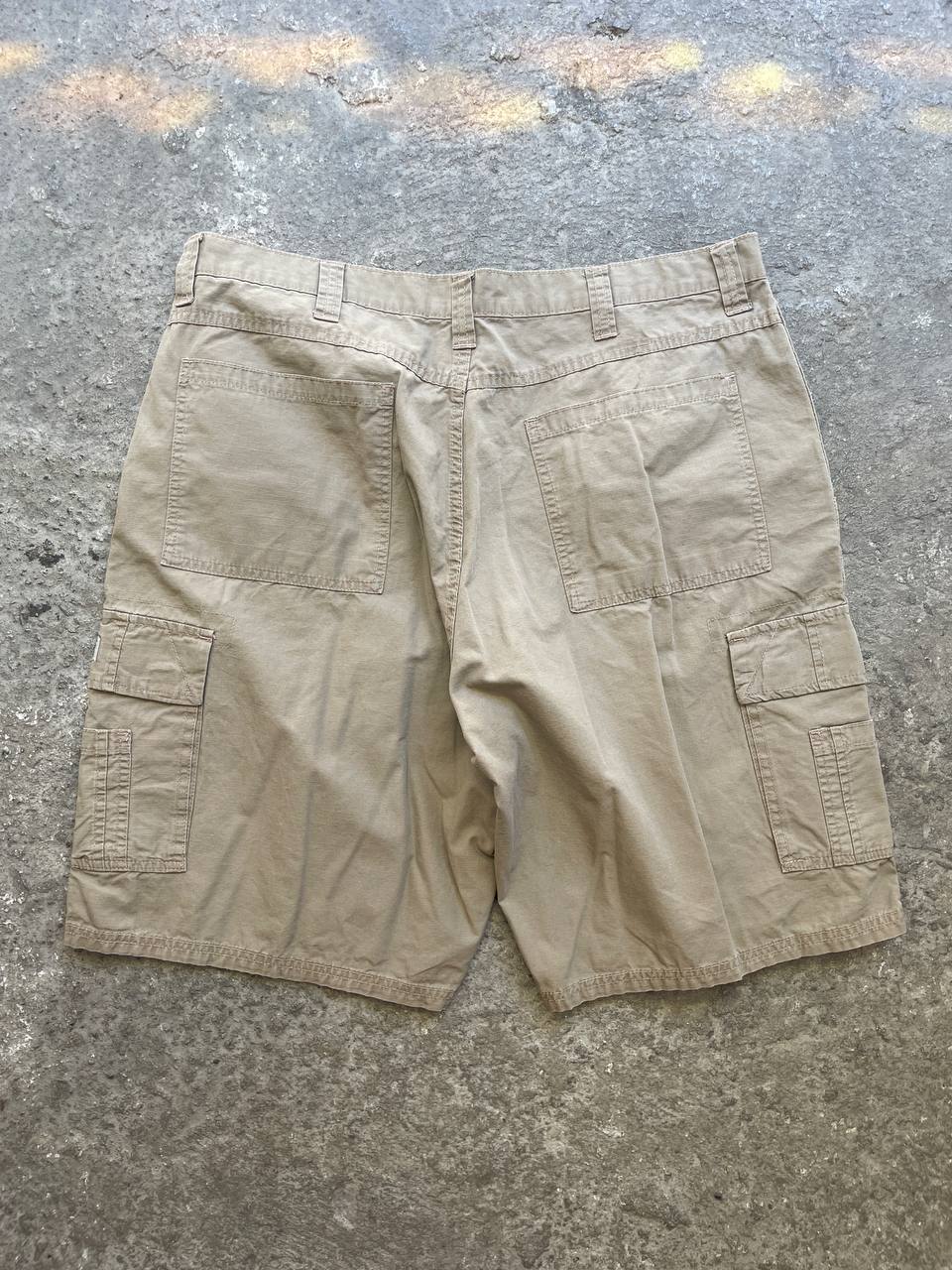 Wrangler Cargo Shorts (38)