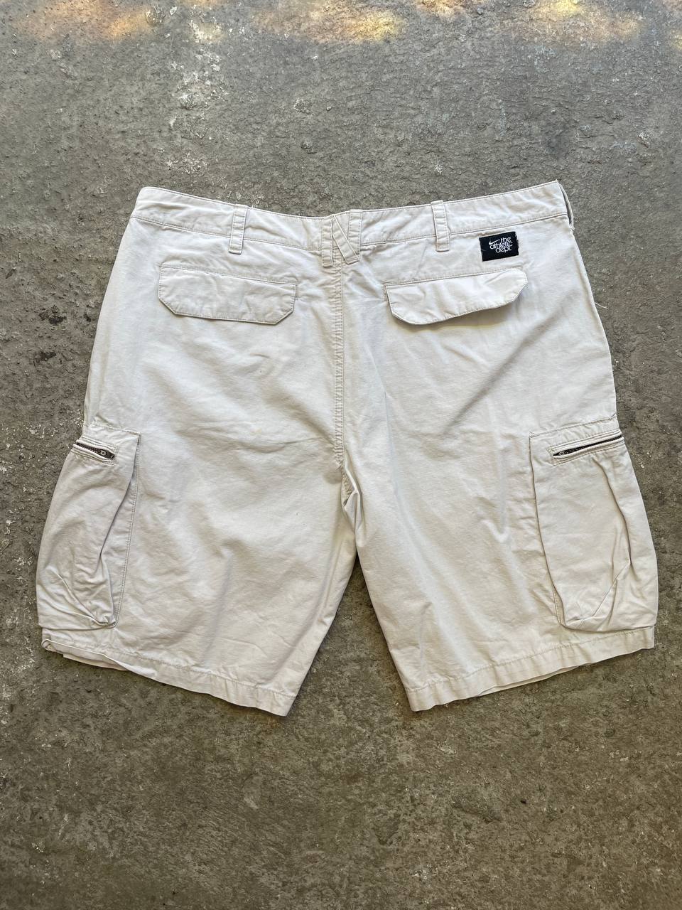Nike Cargo Shorts (36)