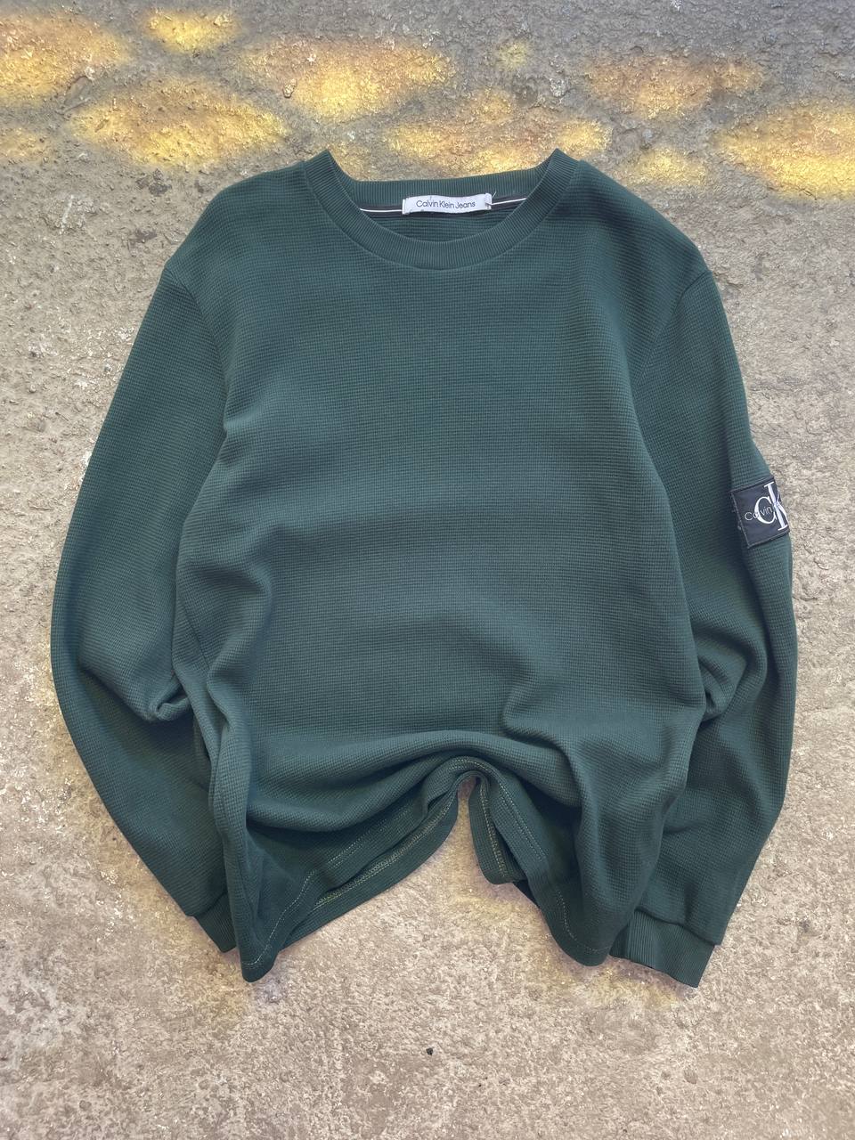 Calvin Klein Long Sleeve (L)