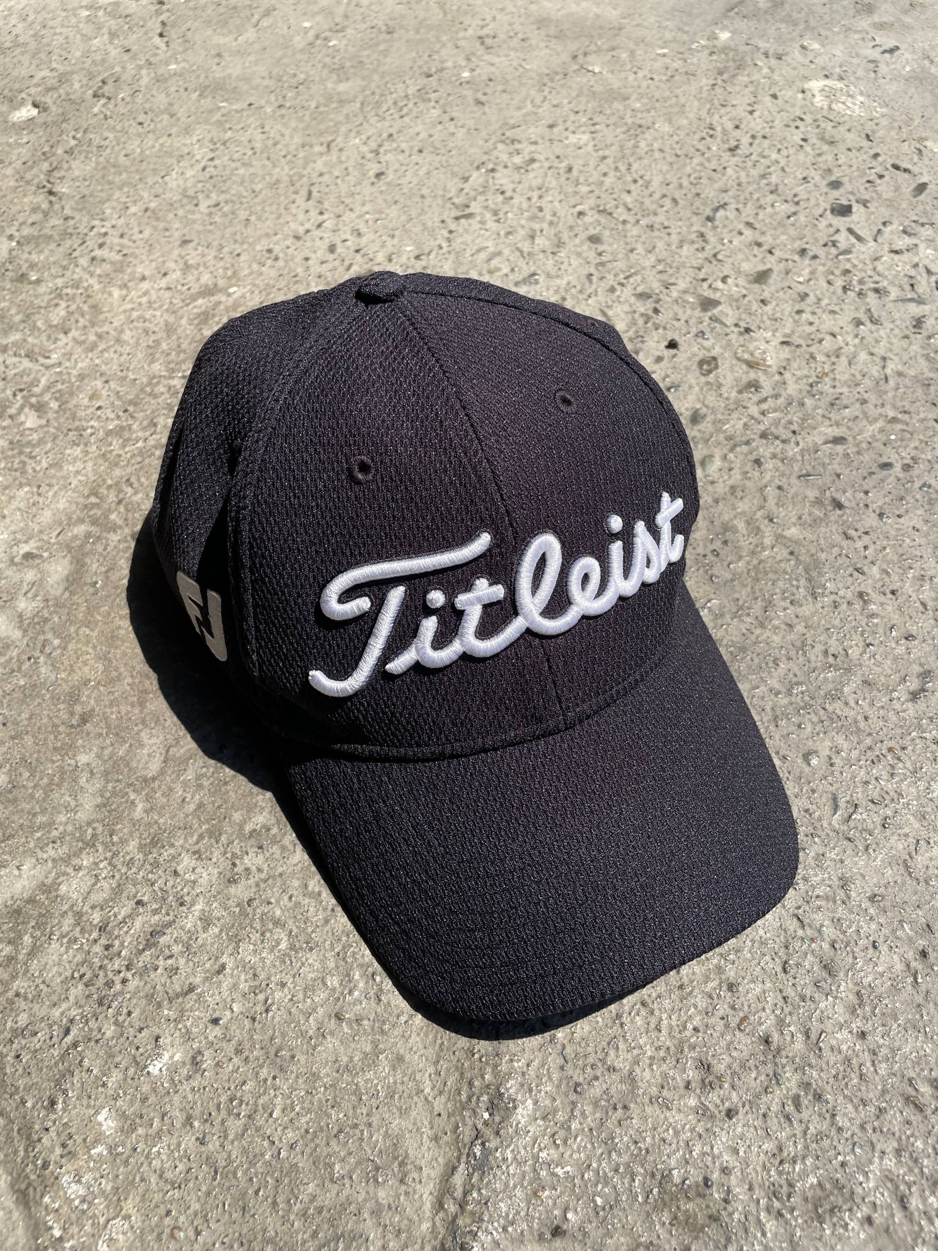 Titleist Golf Cap (L–XL)