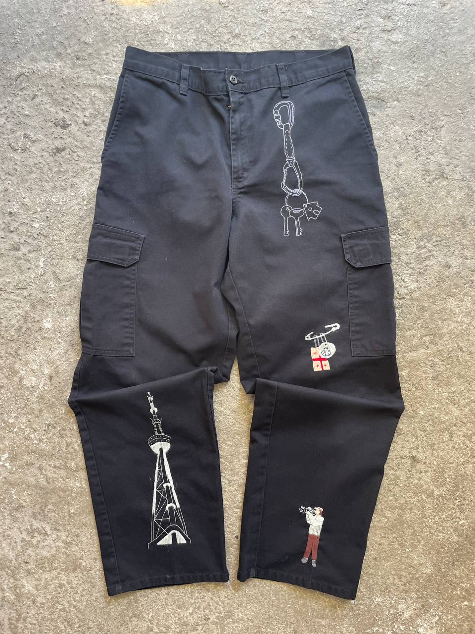 Dickies Custom Cargo Pants (approx. 32)