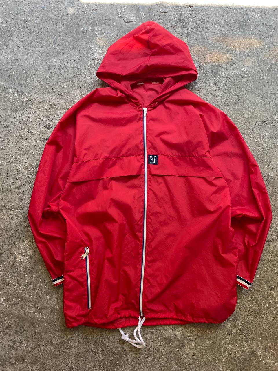 GAP rain jacket (Approx. L)