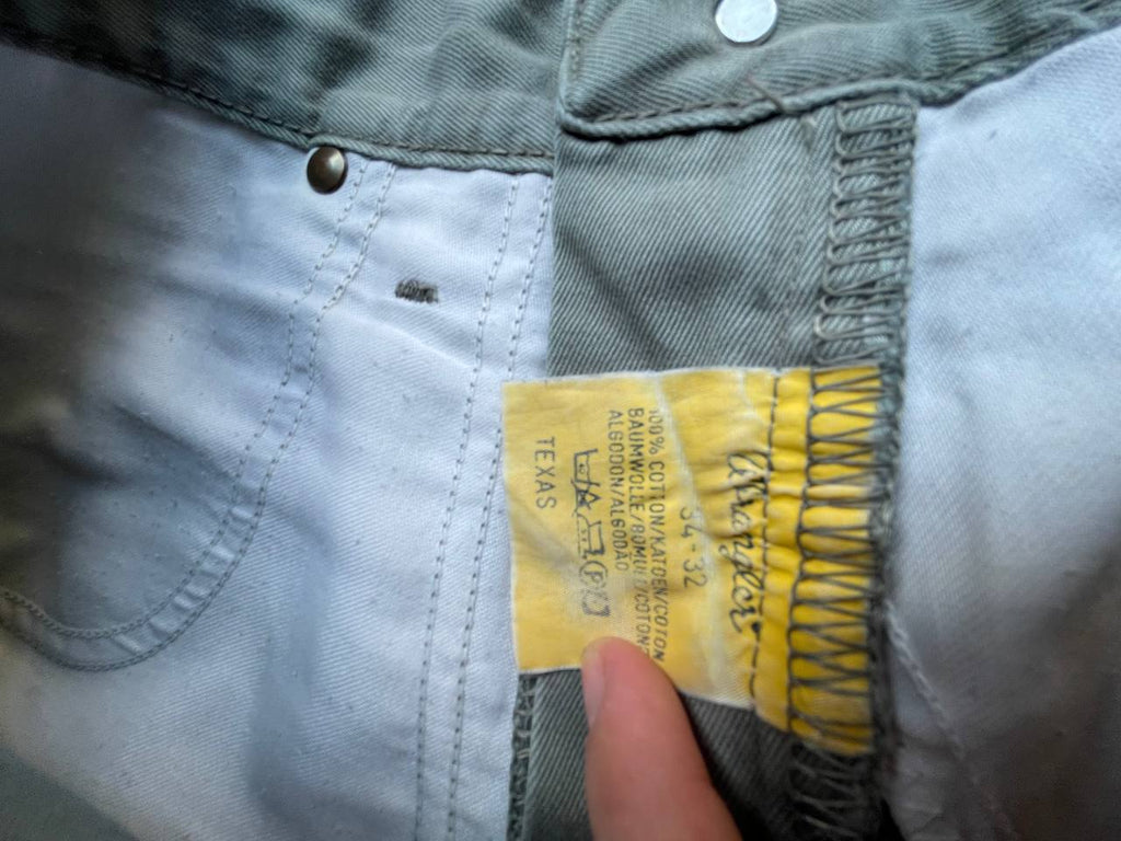 Wrangler Pants (W34/L32)
