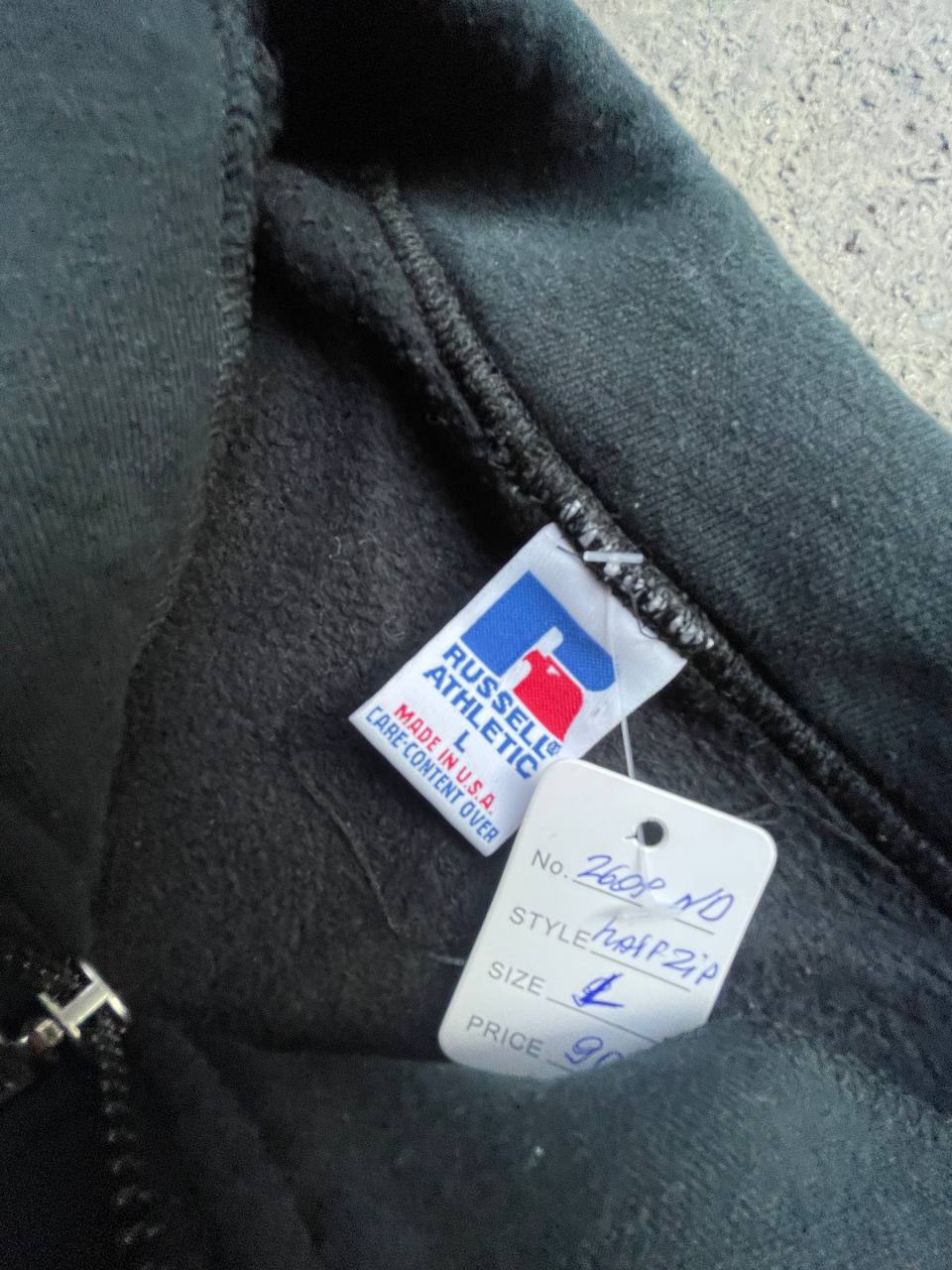 Vintage Russell Athletic Half-Zip (L)