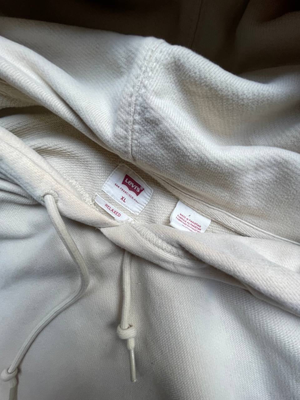 Levi’s Relaxed Fit Hoodie (XL)
