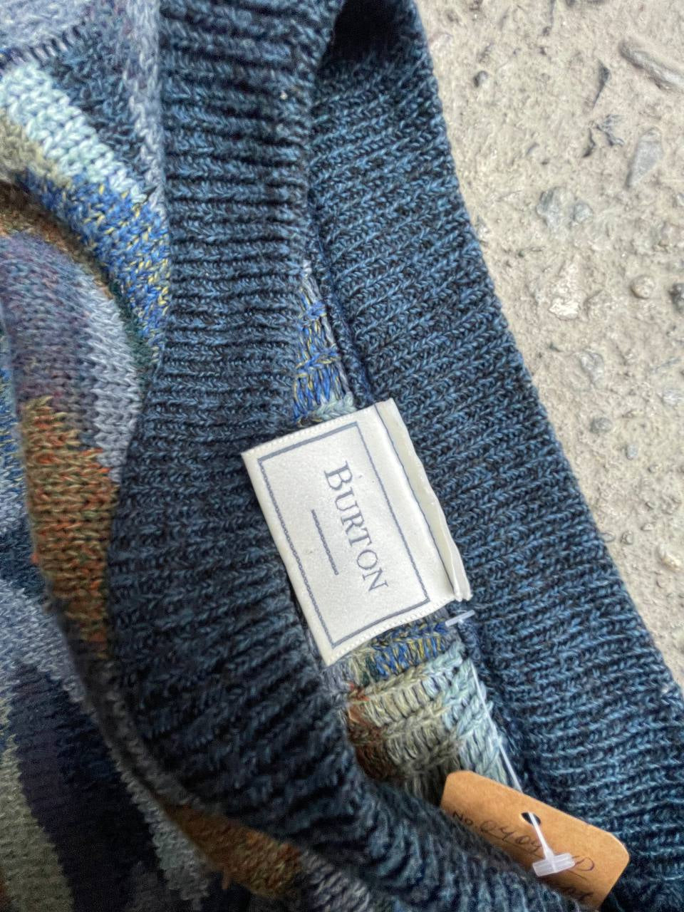 Burton Sweater (XL, Fits L)