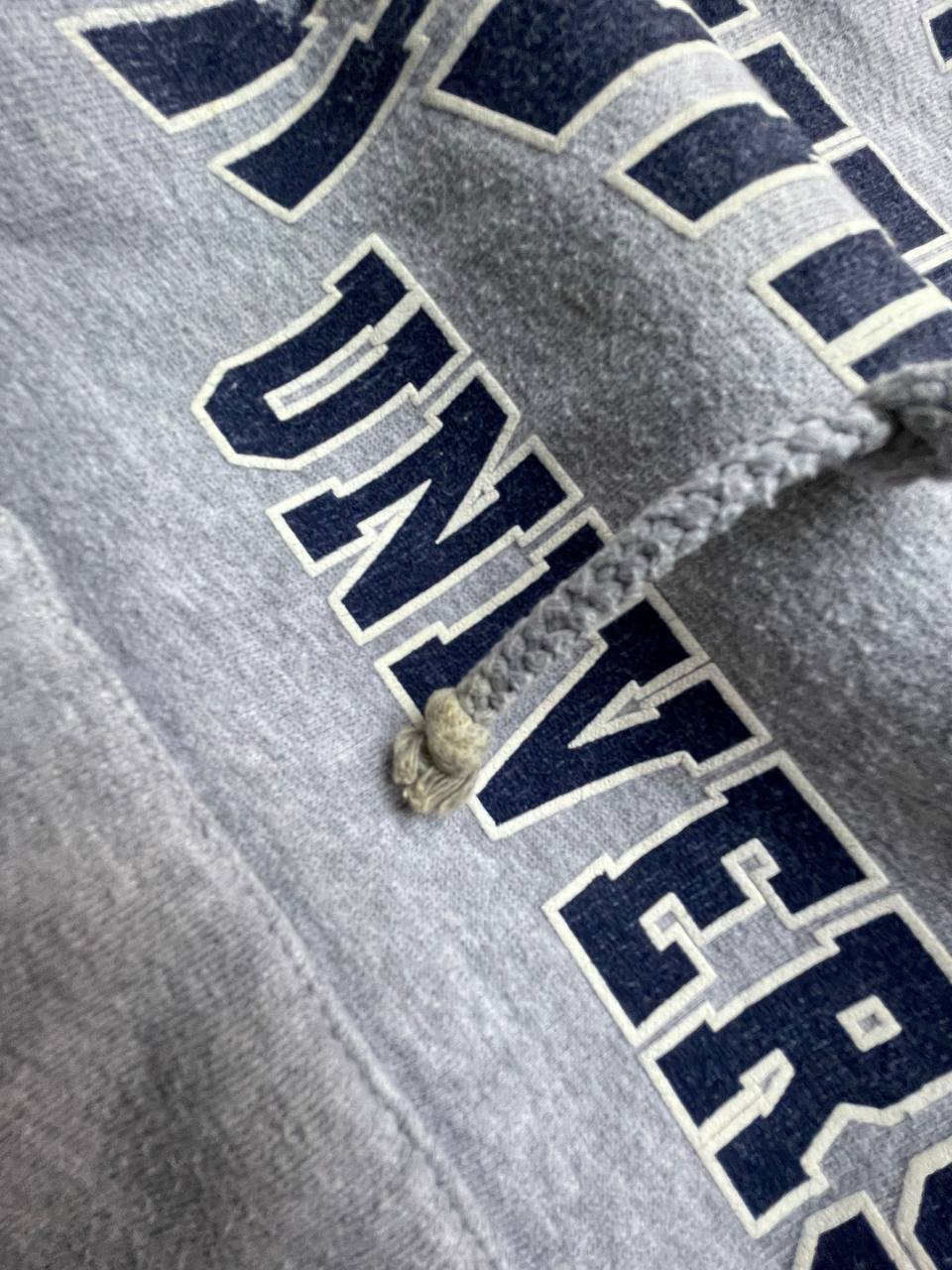 Manchester Metropolitan University Hoodie (M)