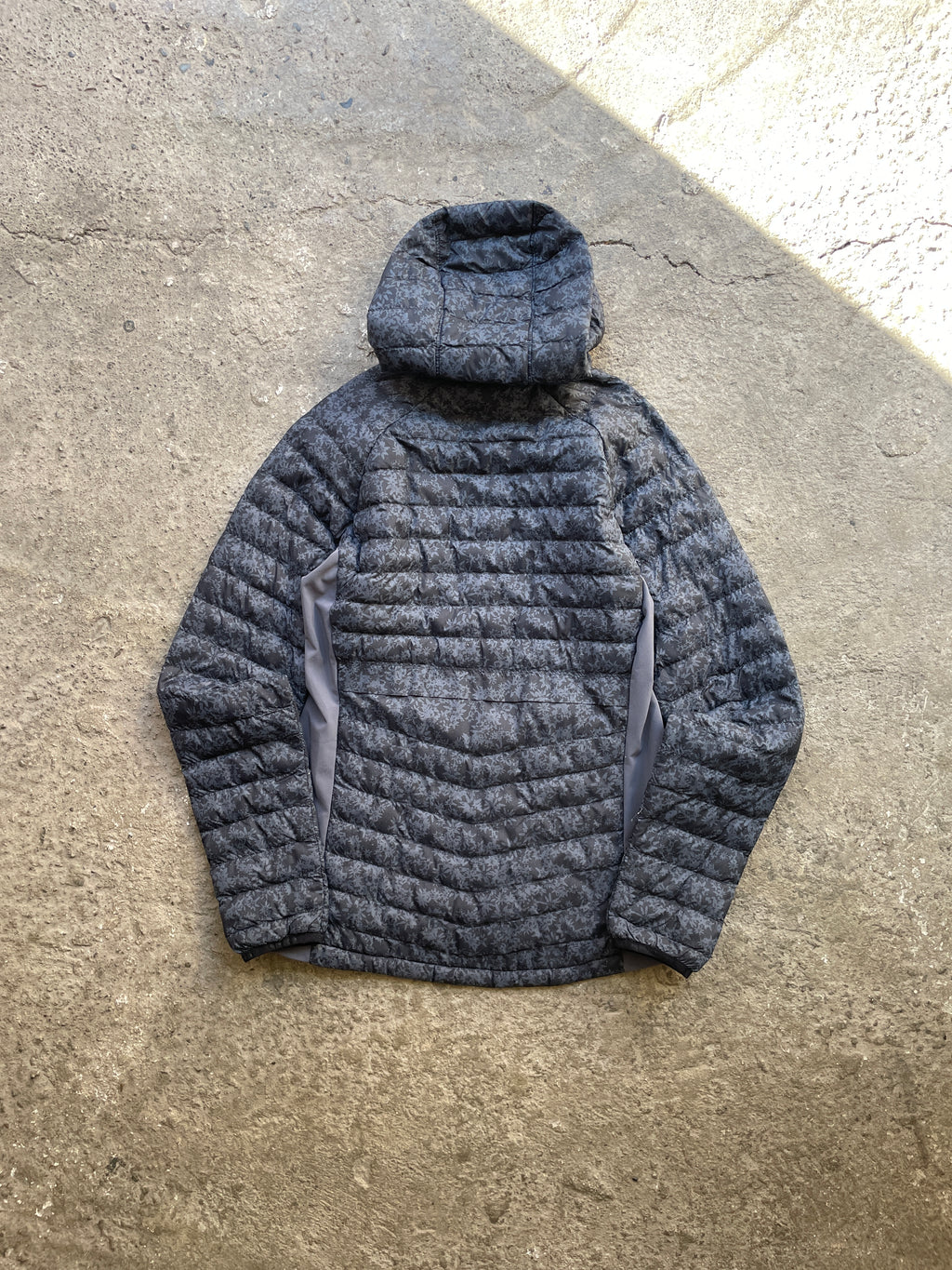 Columbia Jacket – Black (M)