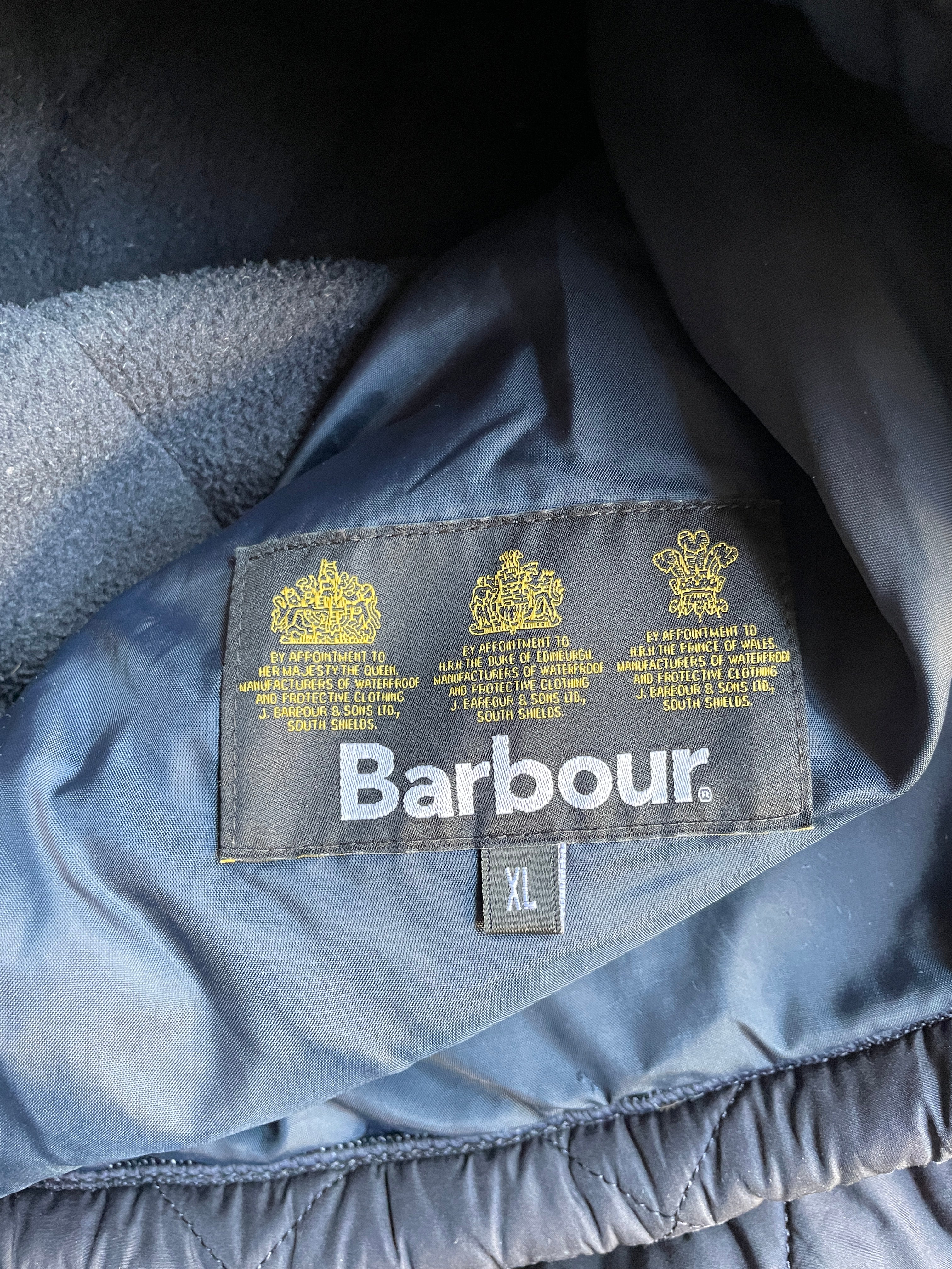 Barbour Jacket – Black (XL)