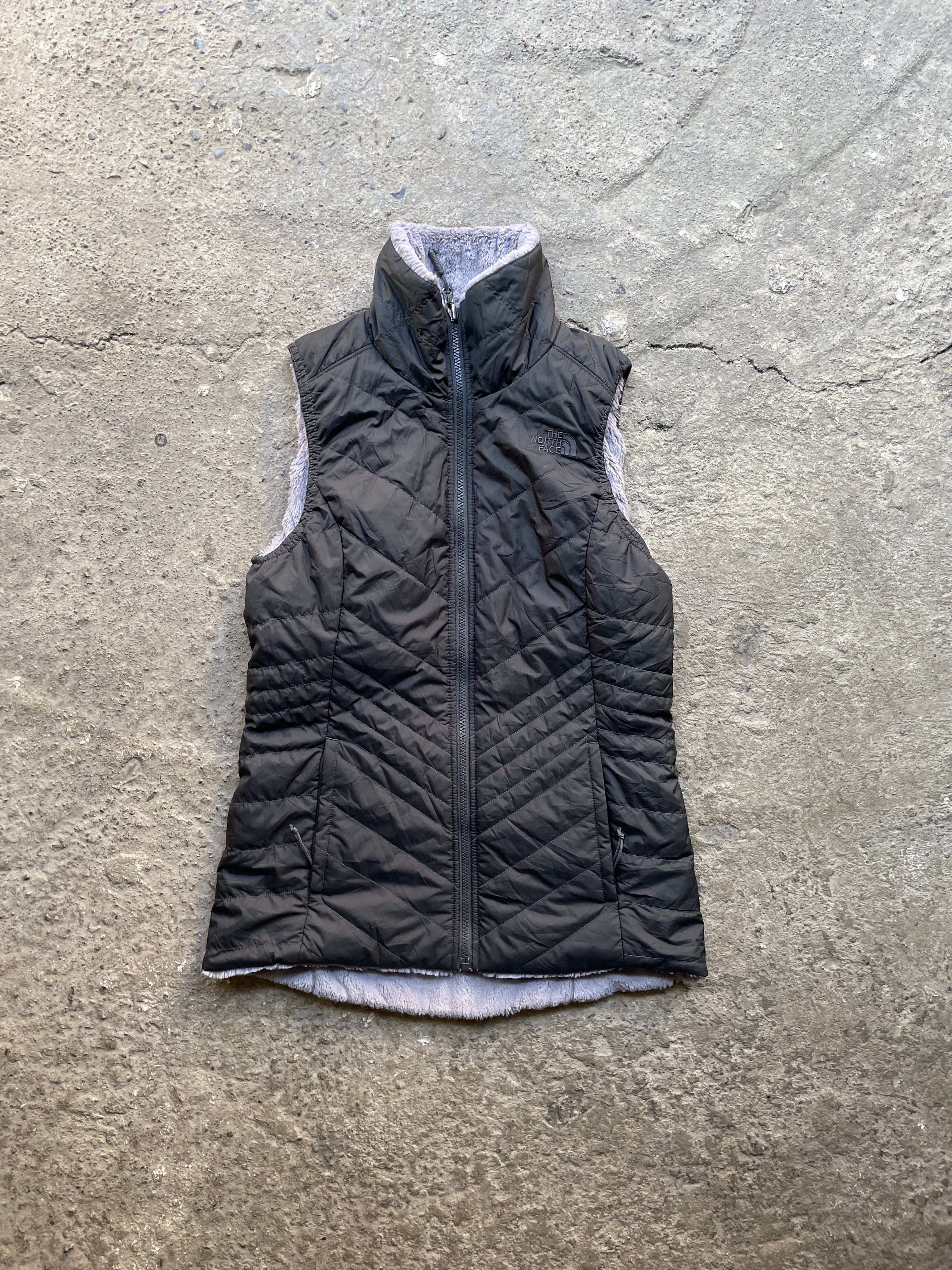 TNF Reversible Vest – Black/Grey (S)
