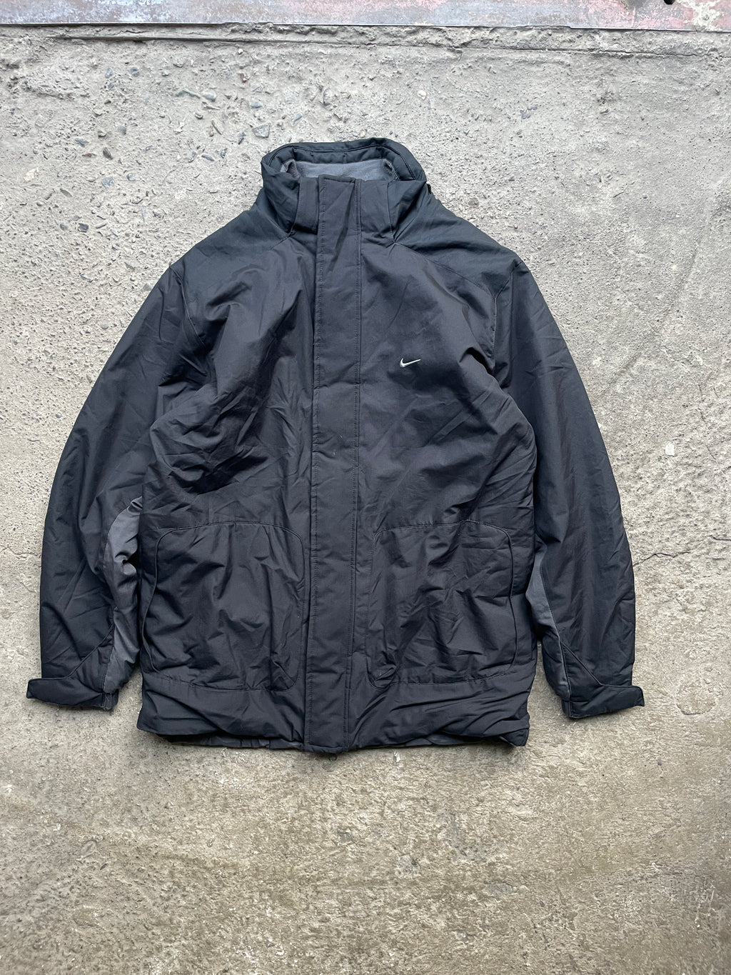 Nike Jacket – Black (M)