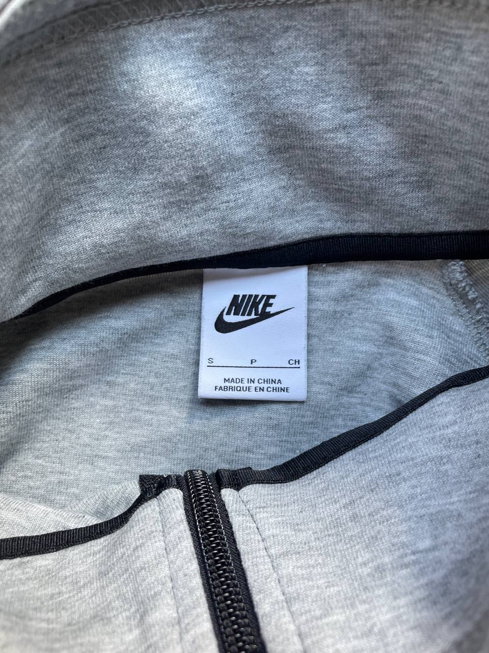 Nike Half-Zip Sweatshirt (S)