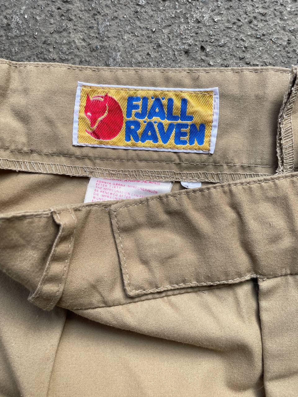 Fjällräven Cargo Pants (30)