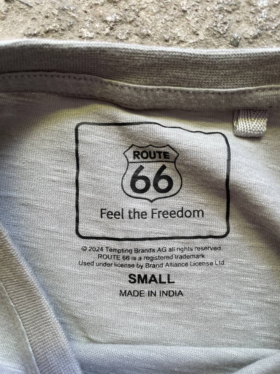 Graphic T-Shirt (S, fits M)