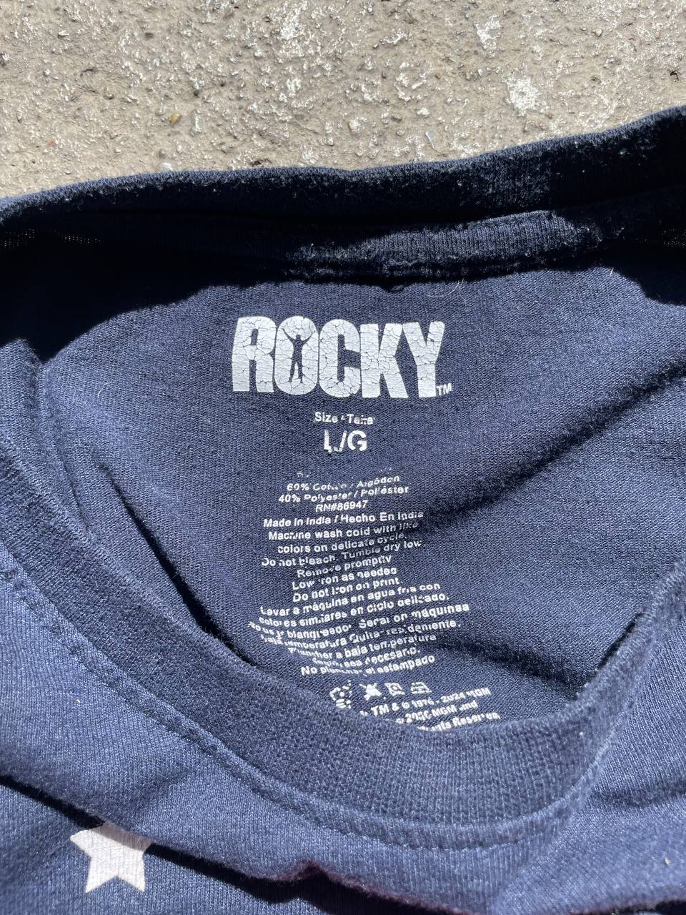 Merch T-Shirt (L, real M)