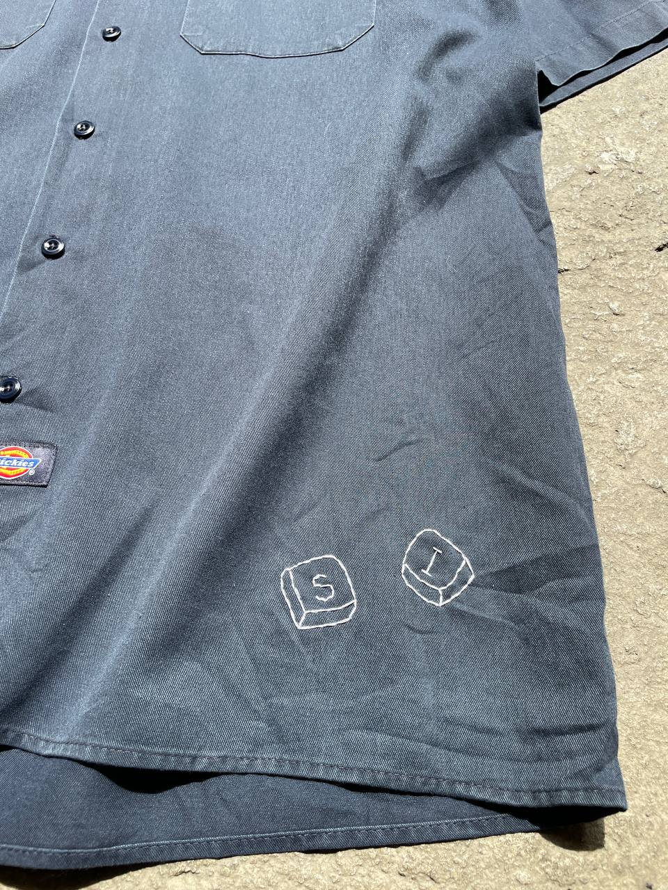 Dickies shirt with custom embroidery (XL)