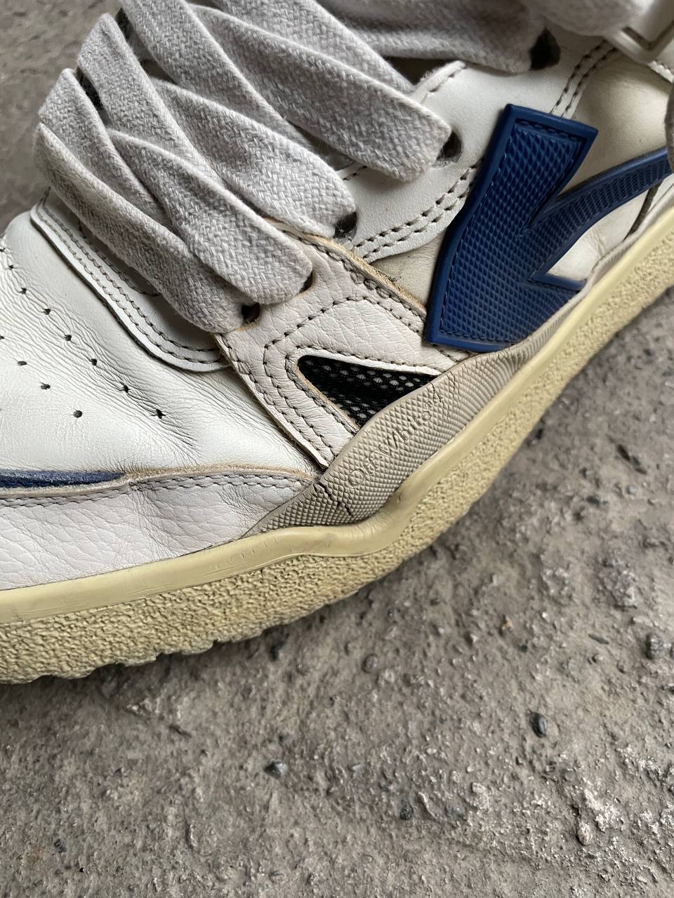 Off-White Mid-Top Sponge Sneakers (EU 42)